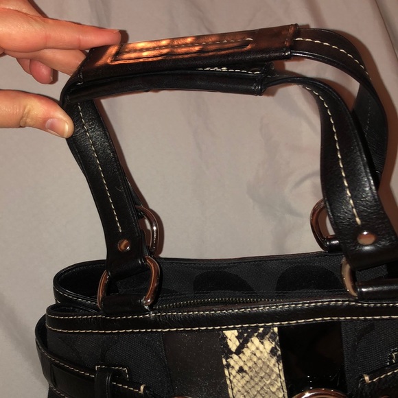 ❌SOLD❌🐎EUC Coach Hobo🐎 - Picture 3 of 7